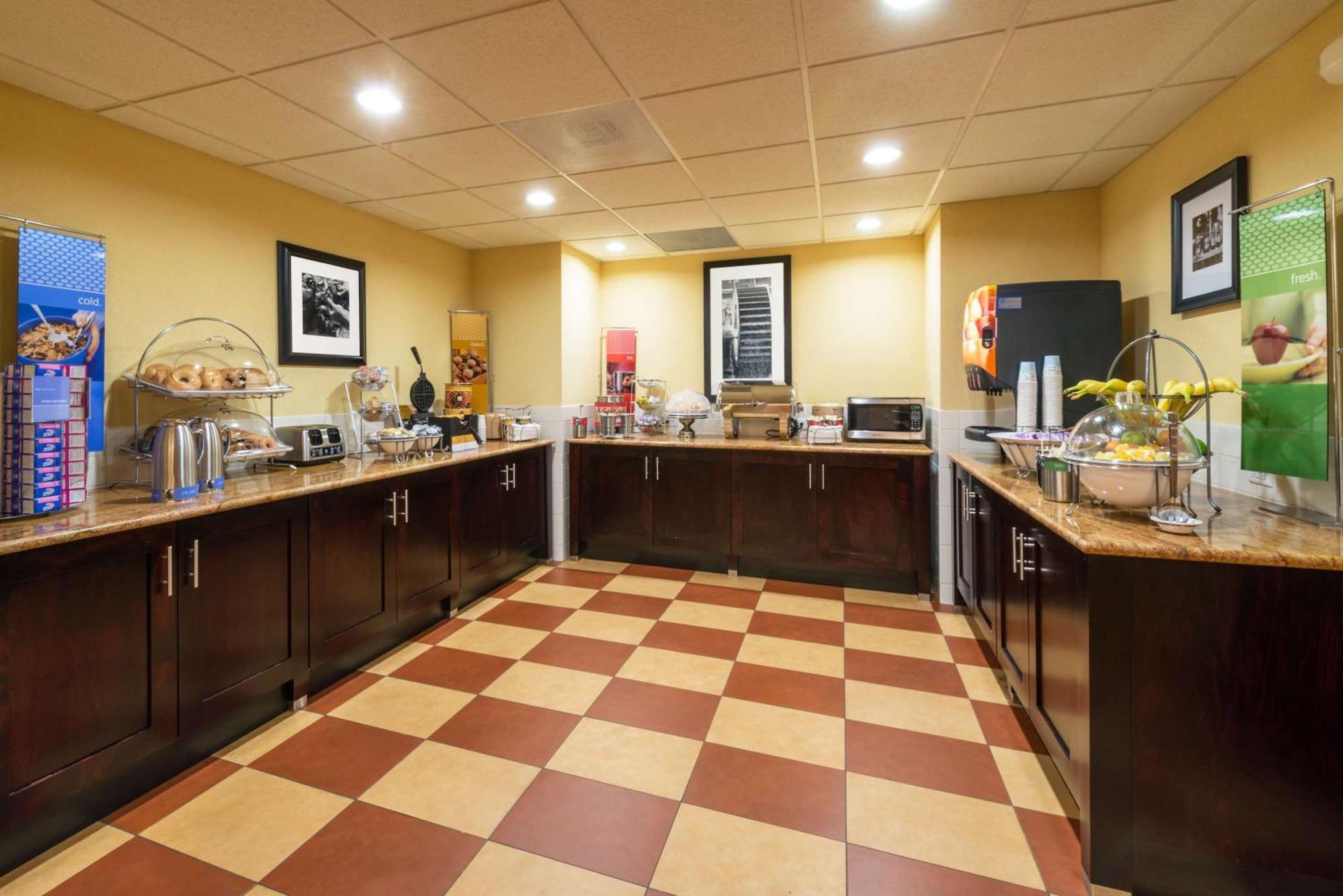 Hampton Inn I-10 & College Drive Baton Rouge Eksteriør bilde